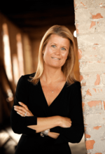 Photo of Kirsten Kunz